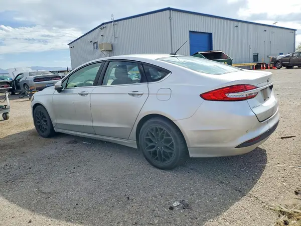 3FA6P0HD3JR281179 2018 FORD FUSION - Image 2