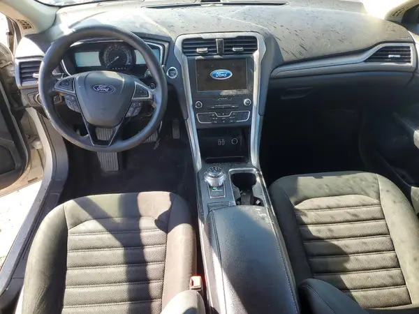 3FA6P0HD3KR102043 2019 FORD FUSION - Image 8