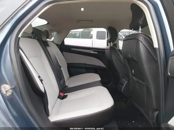 3FA6P0HD3KR108327 2019 FORD FUSION - Image 8