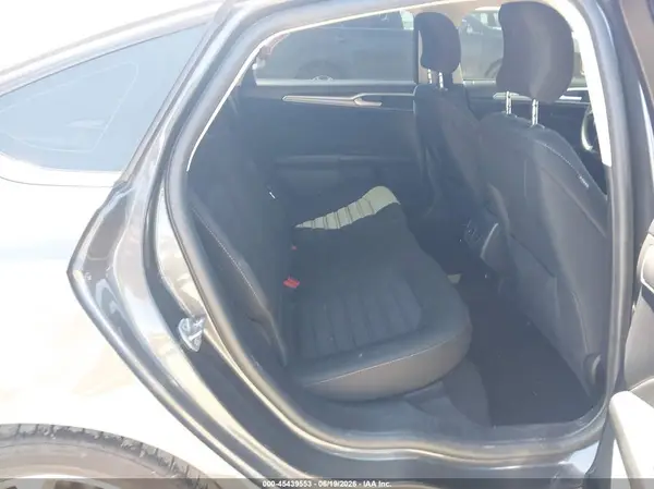 3FA6P0HD3KR115312 2019 FORD FUSION - Image 8