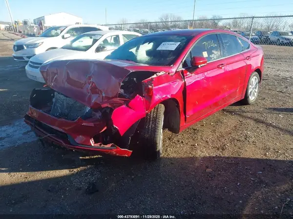 3FA6P0HD3KR130585 2019 FORD FUSION - Image 2