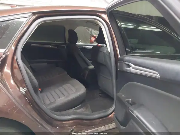 3FA6P0HD3KR134359 2019 FORD FUSION - Image 8