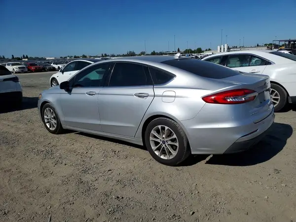 3FA6P0HD3KR135785 2019 FORD FUSION - Image 2