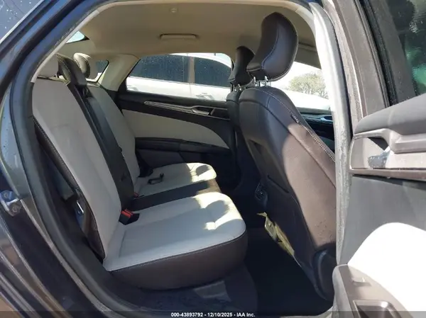 3FA6P0HD3KR171699 2019 FORD FUSION - Image 8