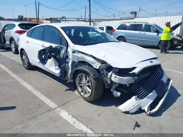 3FA6P0HD3KR175624 2019 FORD FUSION - Image 1
