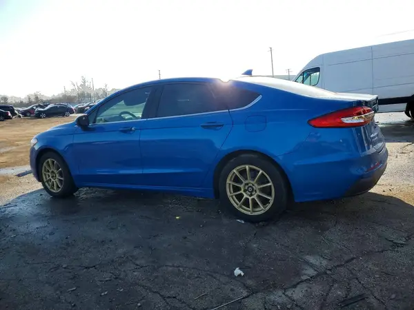 3FA6P0HD3KR195310 2019 FORD FUSION - Image 2