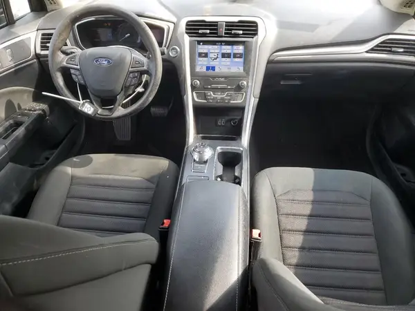 3FA6P0HD3KR209903 2019 FORD FUSION - Image 8