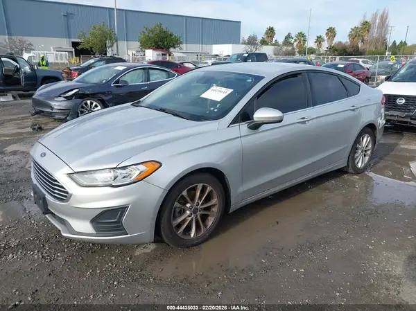 3FA6P0HD3KR216186 2019 FORD FUSION - Image 2