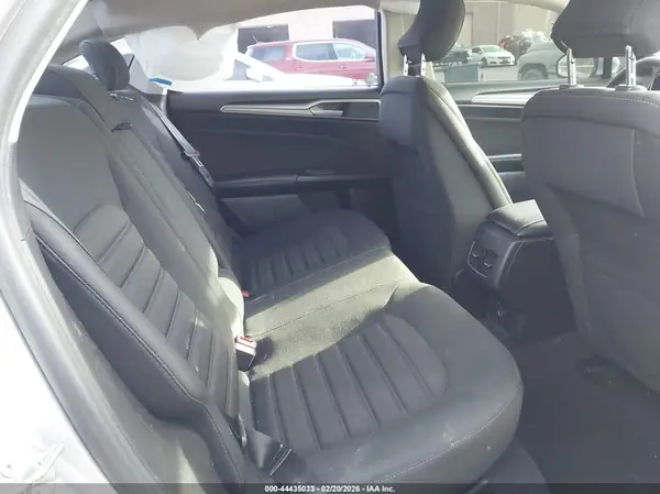 3FA6P0HD3KR216186 2019 FORD FUSION - Image 8