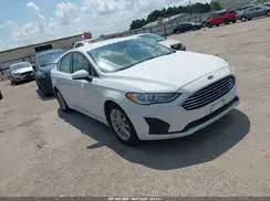 3FA6P0HD3KR218942 2019 FORD FUSION