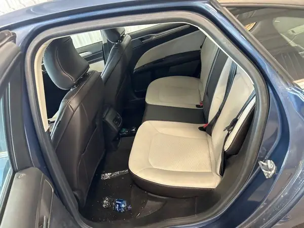 3FA6P0HD3KR219363 2019 FORD FUSION - Image 2