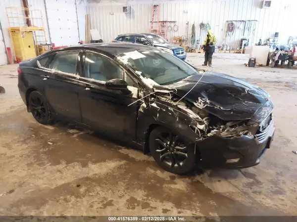 3FA6P0HD3KR229021 2019 FORD FUSION - Image 1