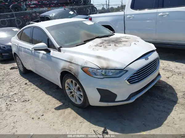 3FA6P0HD3KR229648 2019 FORD FUSION - Image 1