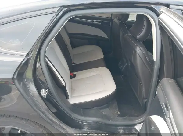 3FA6P0HD3KR231285 2019 FORD FUSION - Image 8