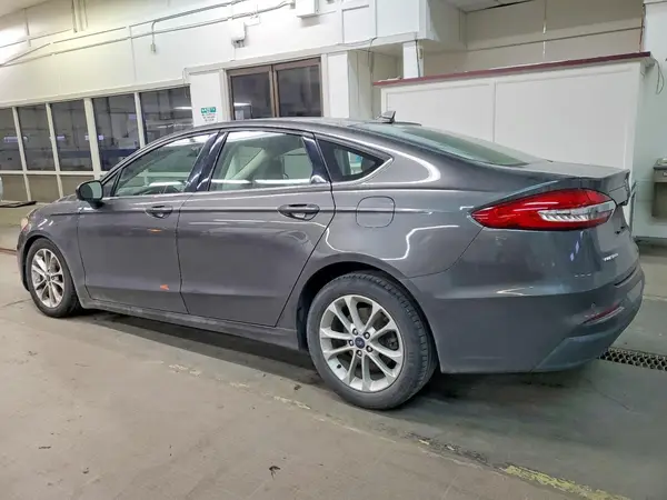 3FA6P0HD3KR239743 2019 FORD FUSION - Image 2