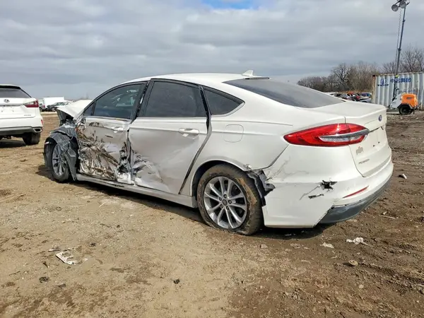 3FA6P0HD3KR247647 2019 FORD FUSION - Image 2
