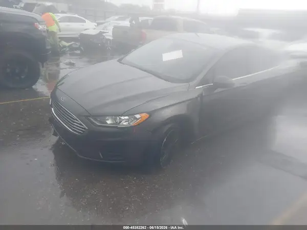 3FA6P0HD3KR258325 2019 FORD FUSION - Image 2