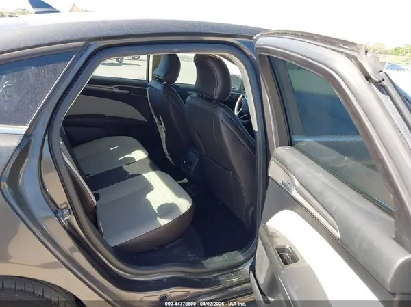 3FA6P0HD3KR267199 2019 FORD FUSION - Image 8