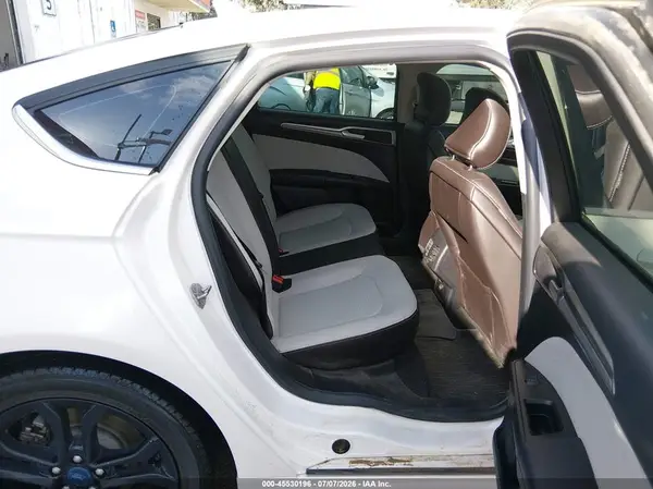 3FA6P0HD3KR268692 2019 FORD FUSION - Image 8