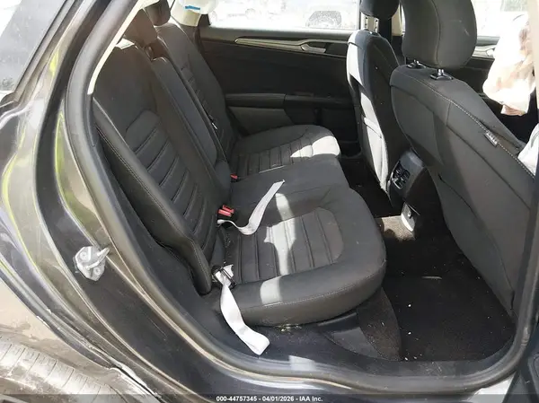 3FA6P0HD3KR276209 2019 FORD FUSION - Image 8