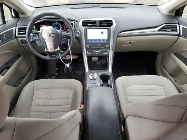 3FA6P0HD3KR281684 2019 FORD FUSION - Image 8