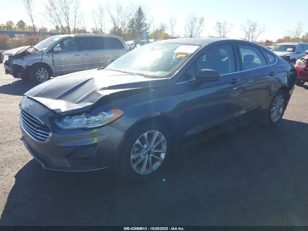 3FA6P0HD3KR281877 2019 FORD FUSION - Image 2