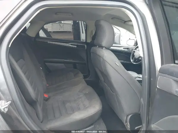 3FA6P0HD3KR284679 2019 FORD FUSION - Image 8