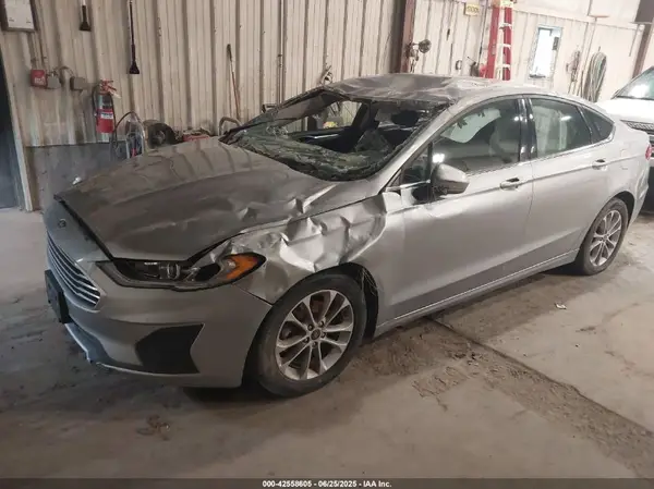 3FA6P0HD3LR100990 2020 FORD FUSION - Image 2