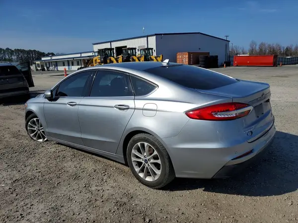 3FA6P0HD3LR102979 2020 FORD FUSION - Image 2