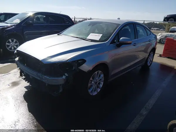 3FA6P0HD3LR103324 2020 FORD FUSION - Image 2