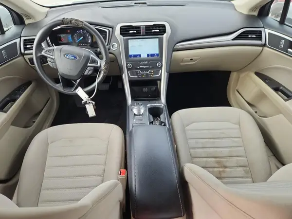 3FA6P0HD3LR105610 2020 FORD FUSION - Image 8