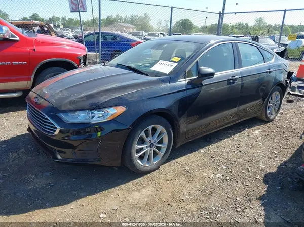 3FA6P0HD3LR106725 2020 FORD FUSION - Image 2
