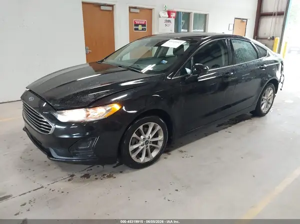 3FA6P0HD3LR136453 2020 FORD FUSION - Image 2