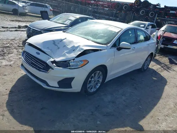 3FA6P0HD3LR143497 2020 FORD FUSION - Image 2