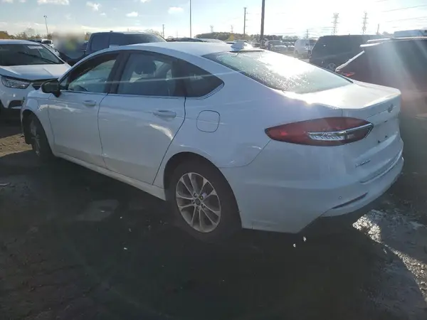 3FA6P0HD3LR145069 2020 FORD FUSION - Image 2