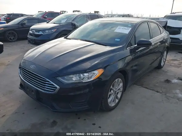 3FA6P0HD3LR148053 2020 FORD FUSION - Image 2