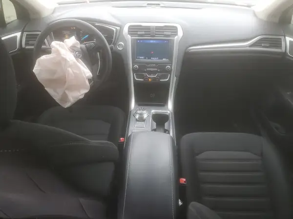 3FA6P0HD3LR148537 2020 FORD FUSION - Image 8