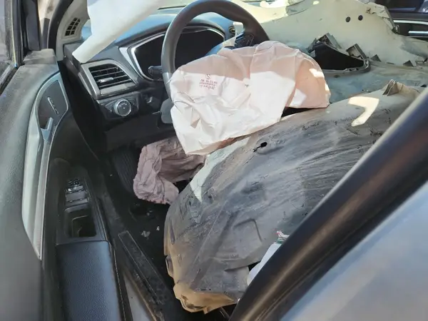 3FA6P0HD3LR150028 2020 FORD FUSION - Image 8
