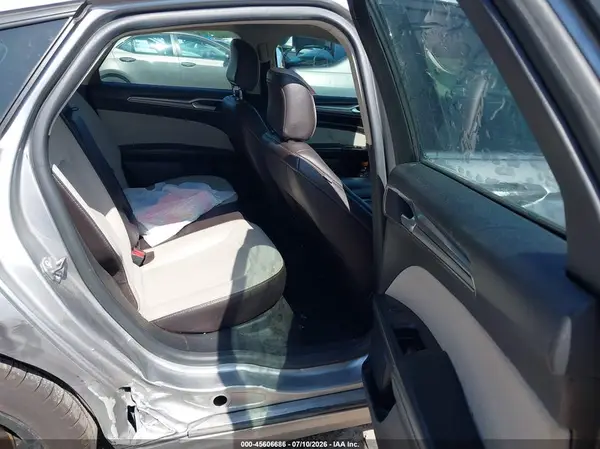 3FA6P0HD3LR156525 2020 FORD FUSION - Image 8