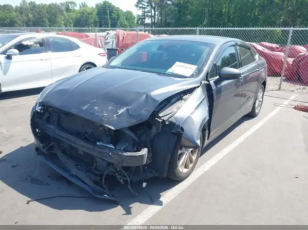 3FA6P0HD3LR160395 2020 FORD FUSION - Image 2