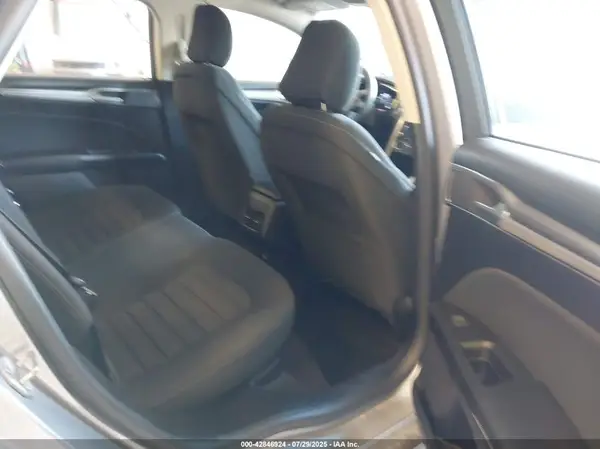 3FA6P0HD3LR167170 2020 FORD FUSION - Image 8
