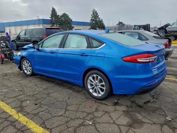 3FA6P0HD3LR167640 2020 FORD FUSION - Image 2