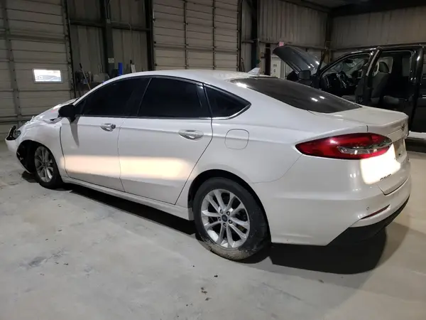 3FA6P0HD3LR188844 2020 FORD FUSION - Image 2