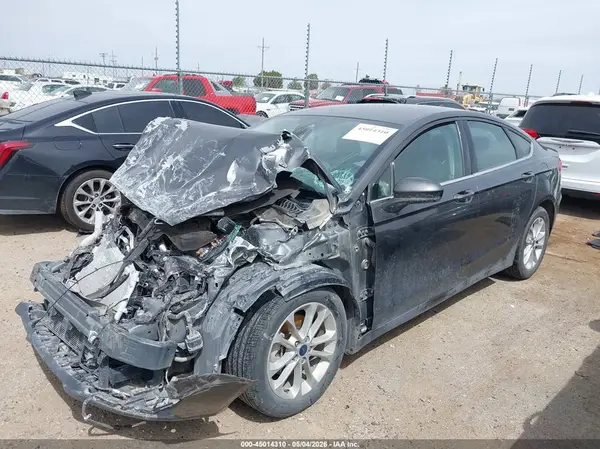 3FA6P0HD3LR189010 2020 FORD FUSION - Image 2