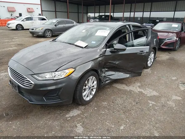 3FA6P0HD3LR201270 2020 FORD FUSION - Image 2