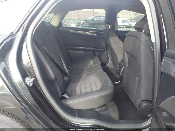 3FA6P0HD3LR202449 2020 FORD FUSION - Image 8