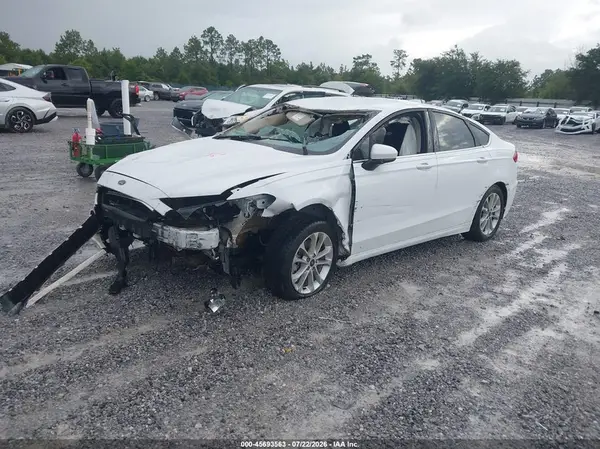3FA6P0HD3LR211037 2020 FORD FUSION - Image 2