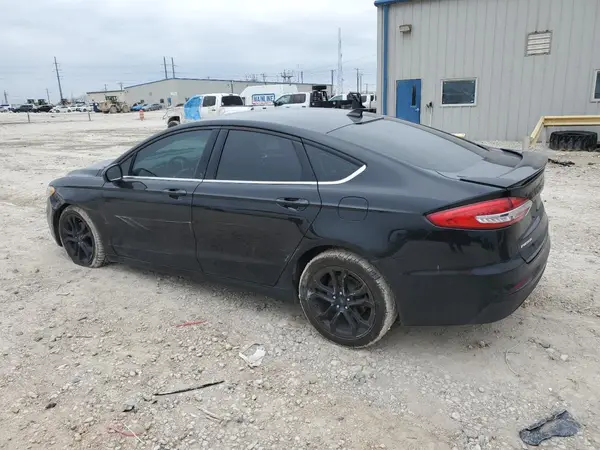 3FA6P0HD3LR218943 2020 FORD FUSION - Image 2
