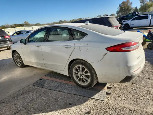 3FA6P0HD3LR223141 2020 FORD FUSION - Image 2