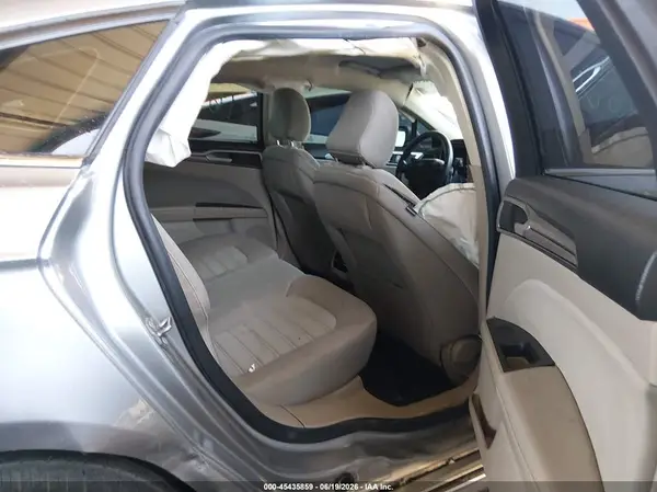 3FA6P0HD3LR231045 2020 FORD FUSION - Image 8
